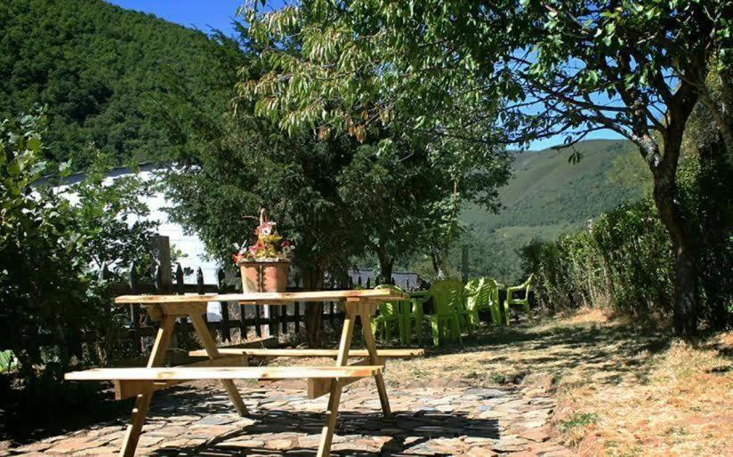 Casa Rural La Fuente Tejedo del Sil Εξωτερικό φωτογραφία